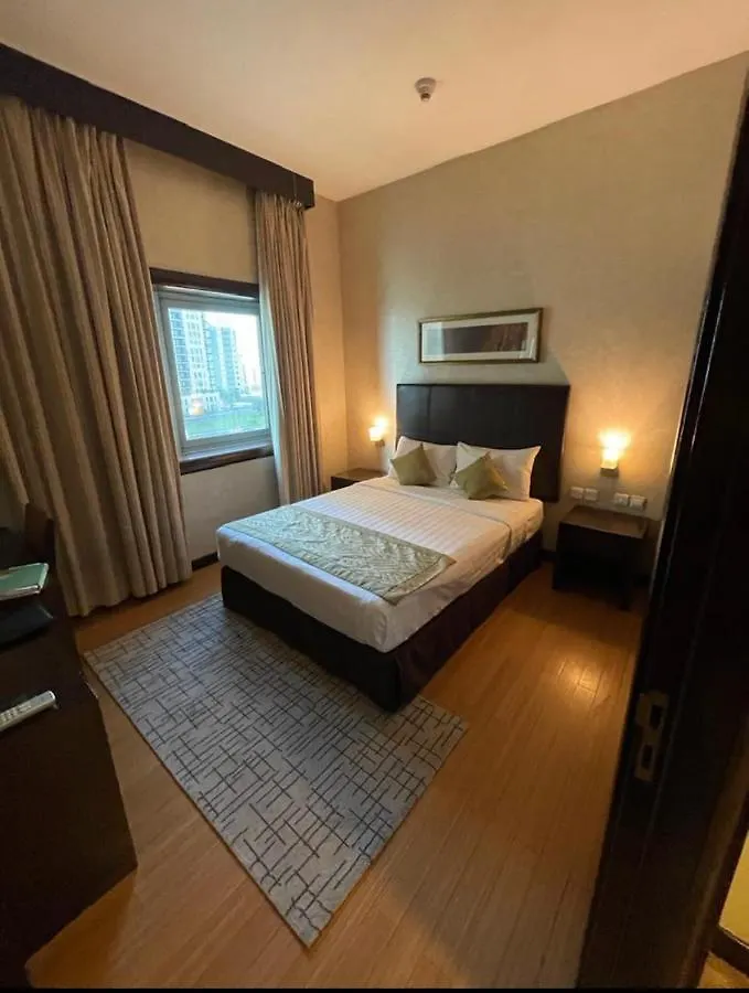 **** Apartmanhotel Tulip Creek Hotel Apartments Dubaj Egyesült Arab Emírségek