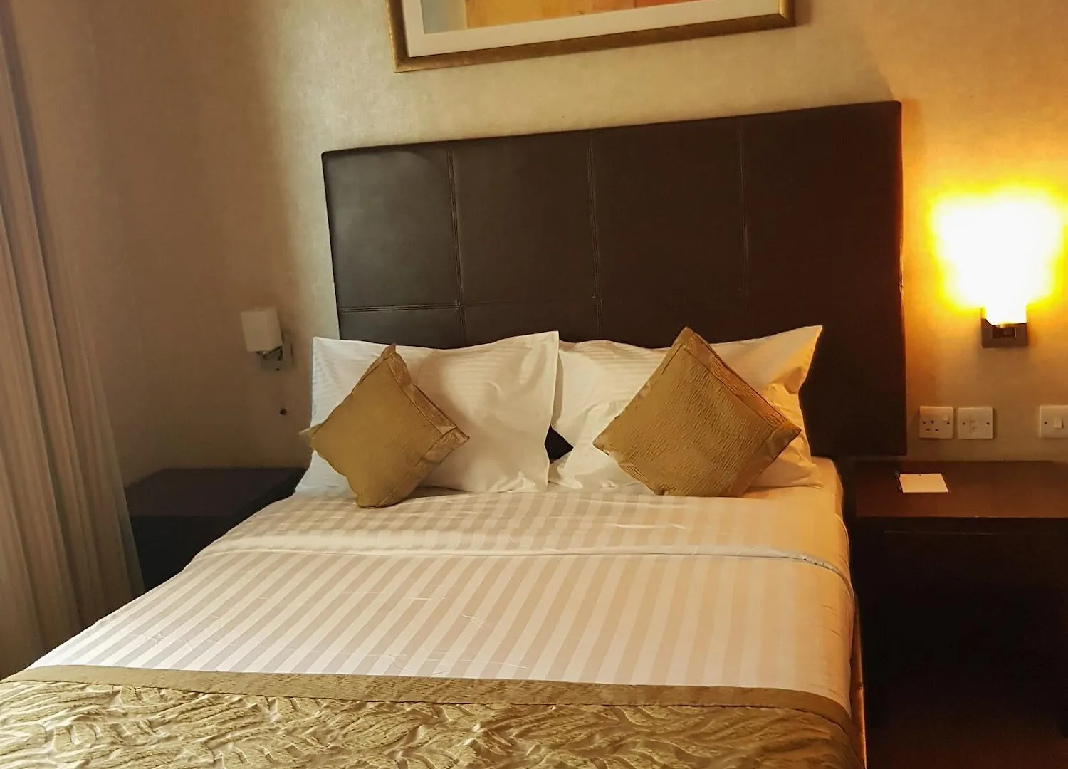 Apartmanhotel Tulip Creek Hotel Apartments Dubaj