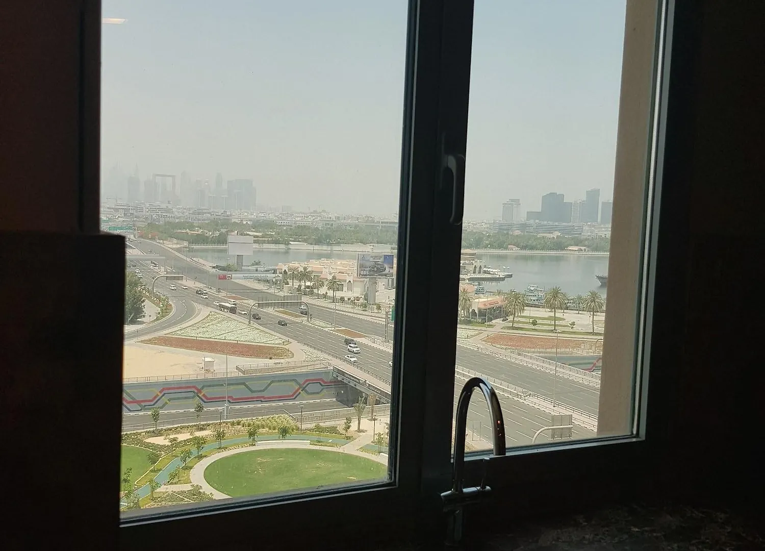Tulip Creek Hotel Apartments Dubaj 4*,  Egyesült Arab Emírségek