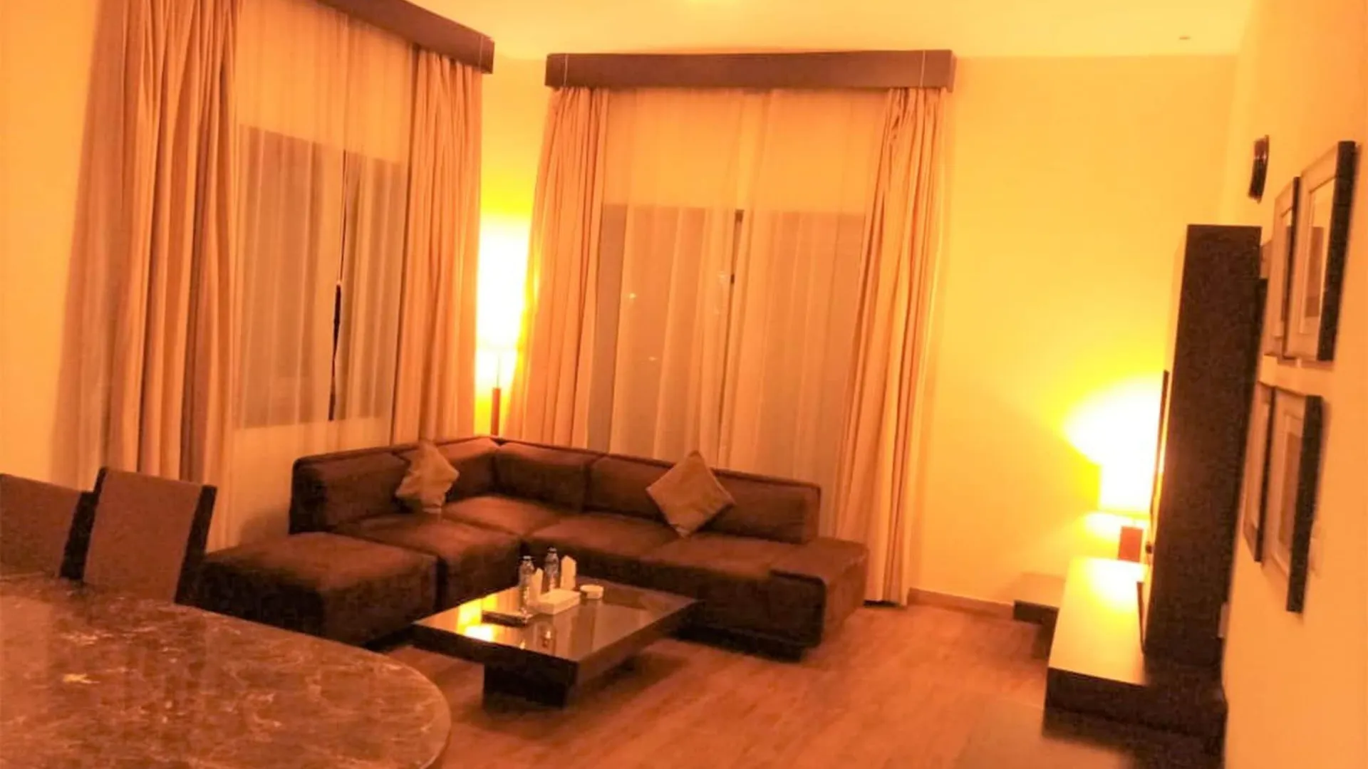 Tulip Creek Hotel Apartments Dubaj