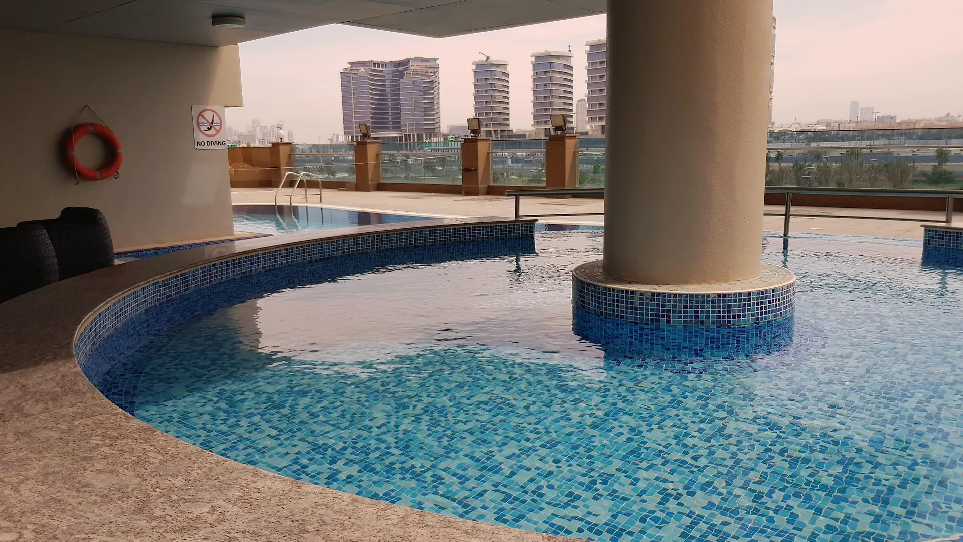 Tulip Creek Hotel Apartments Dubaj