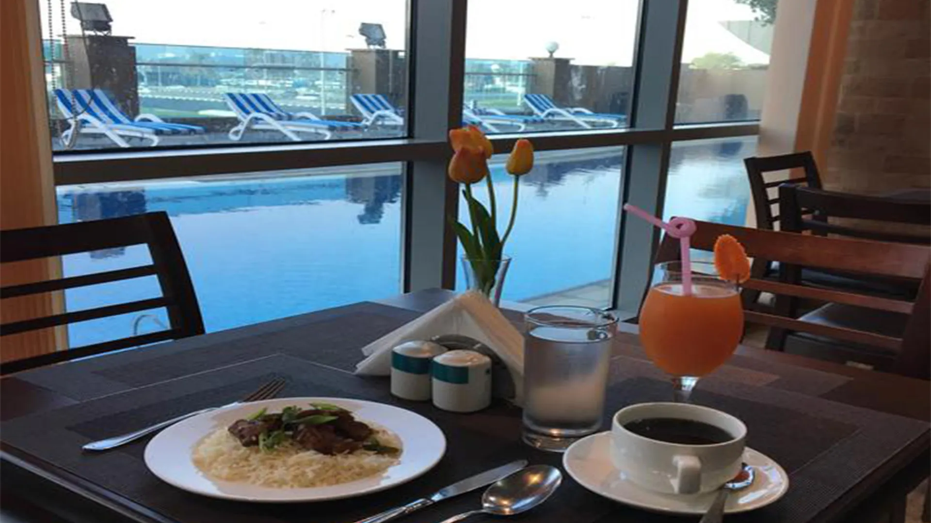 Tulip Creek Hotel Apartments Dubaj