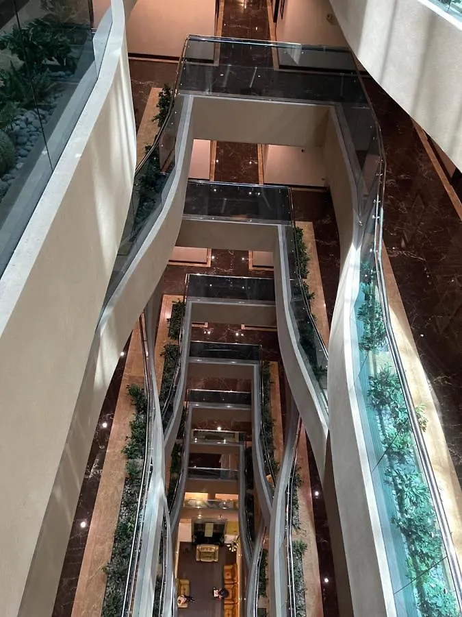 Tulip Creek Hotel Apartments Дубай