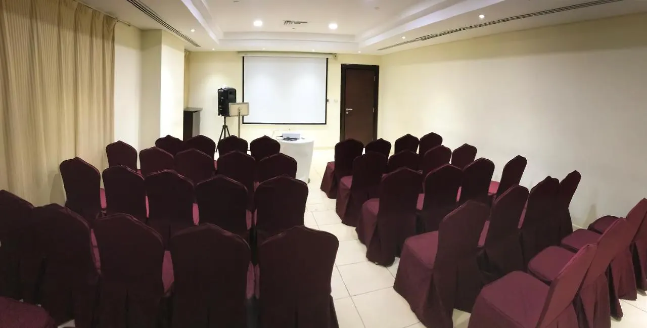 Tulip Creek Hotel Apartments Dubaj